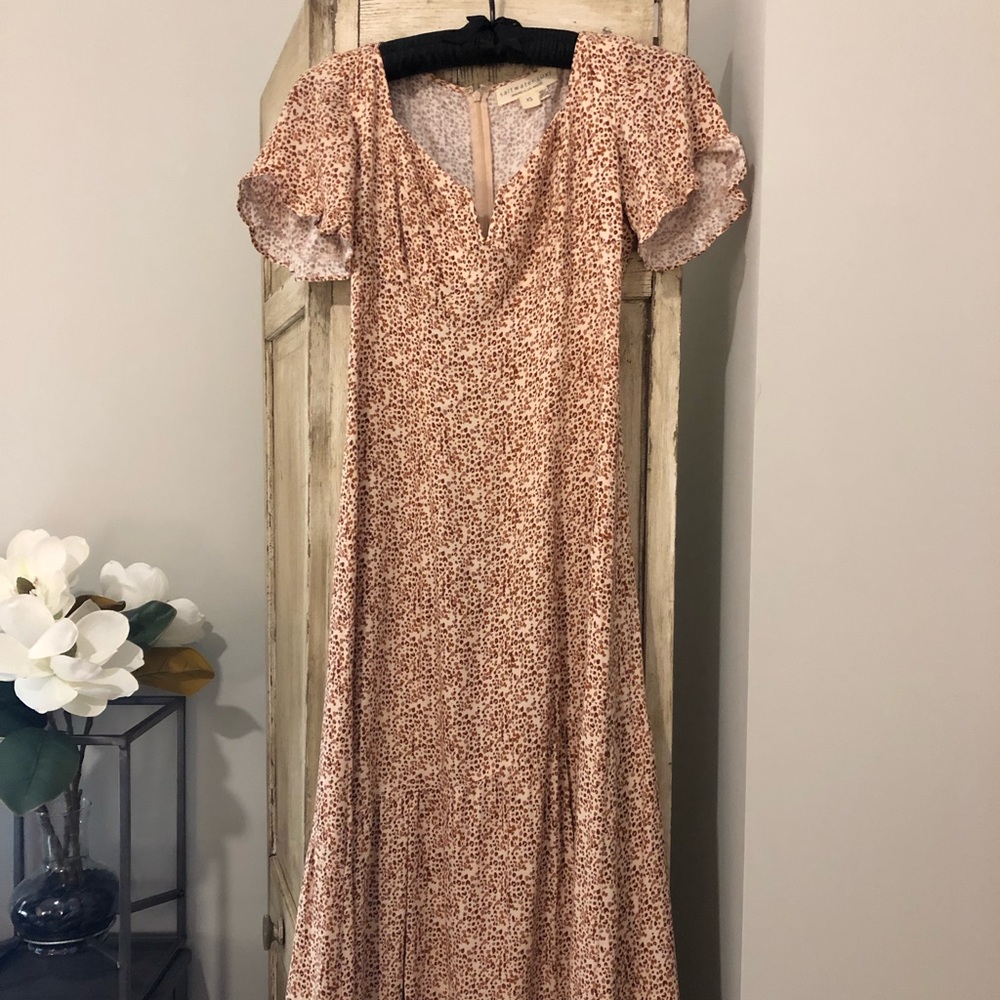 Beautiful!! Saltwater LUXE Flutter Sleeve Midi Dress